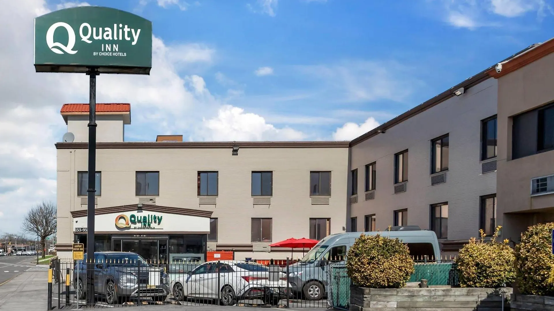 15 2-Star Hotels in New York State That Deliver Real Value
