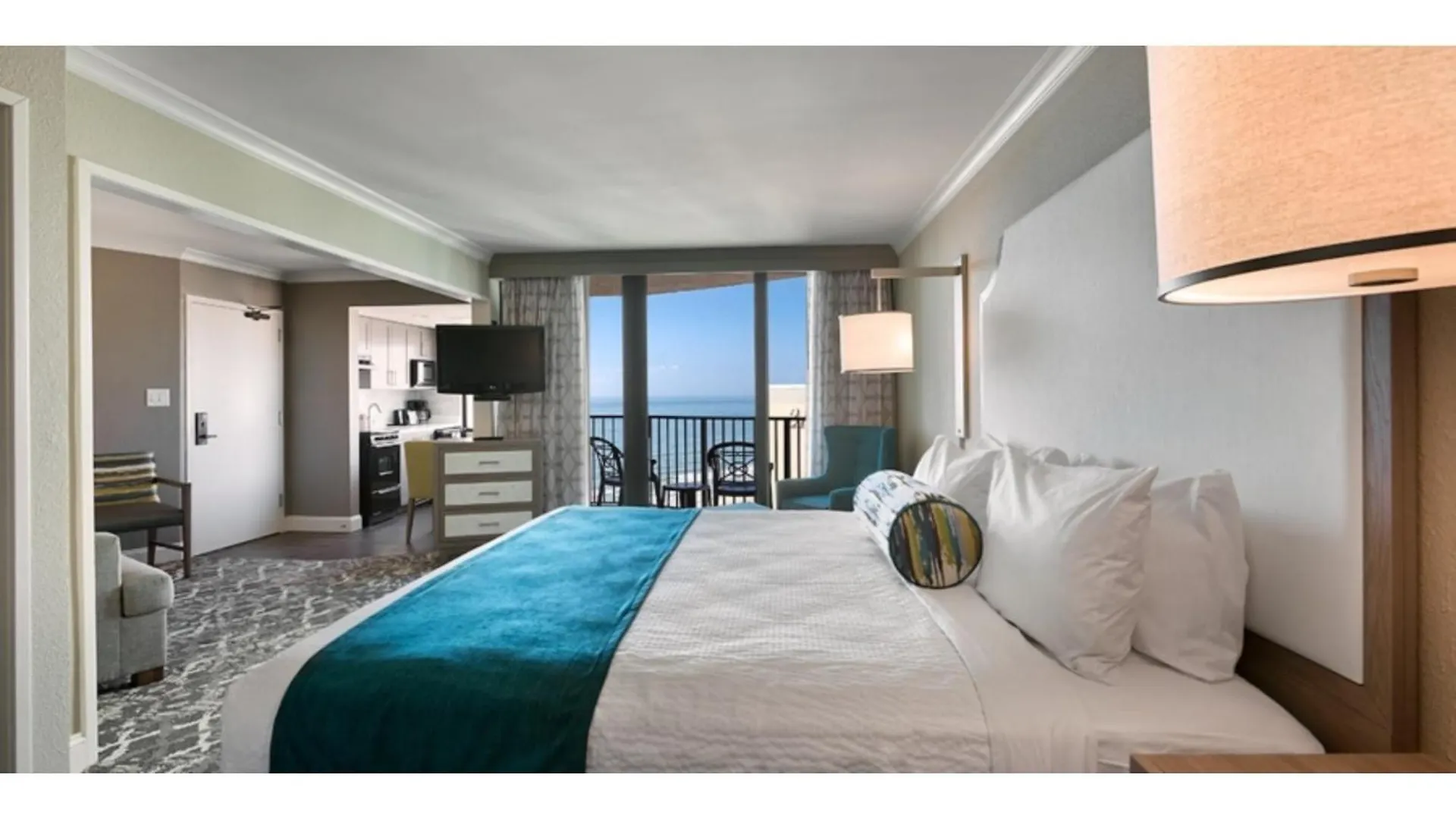 Where to Stay Near The Pavilion Park: 6 Best Myrtle Beach Hotels