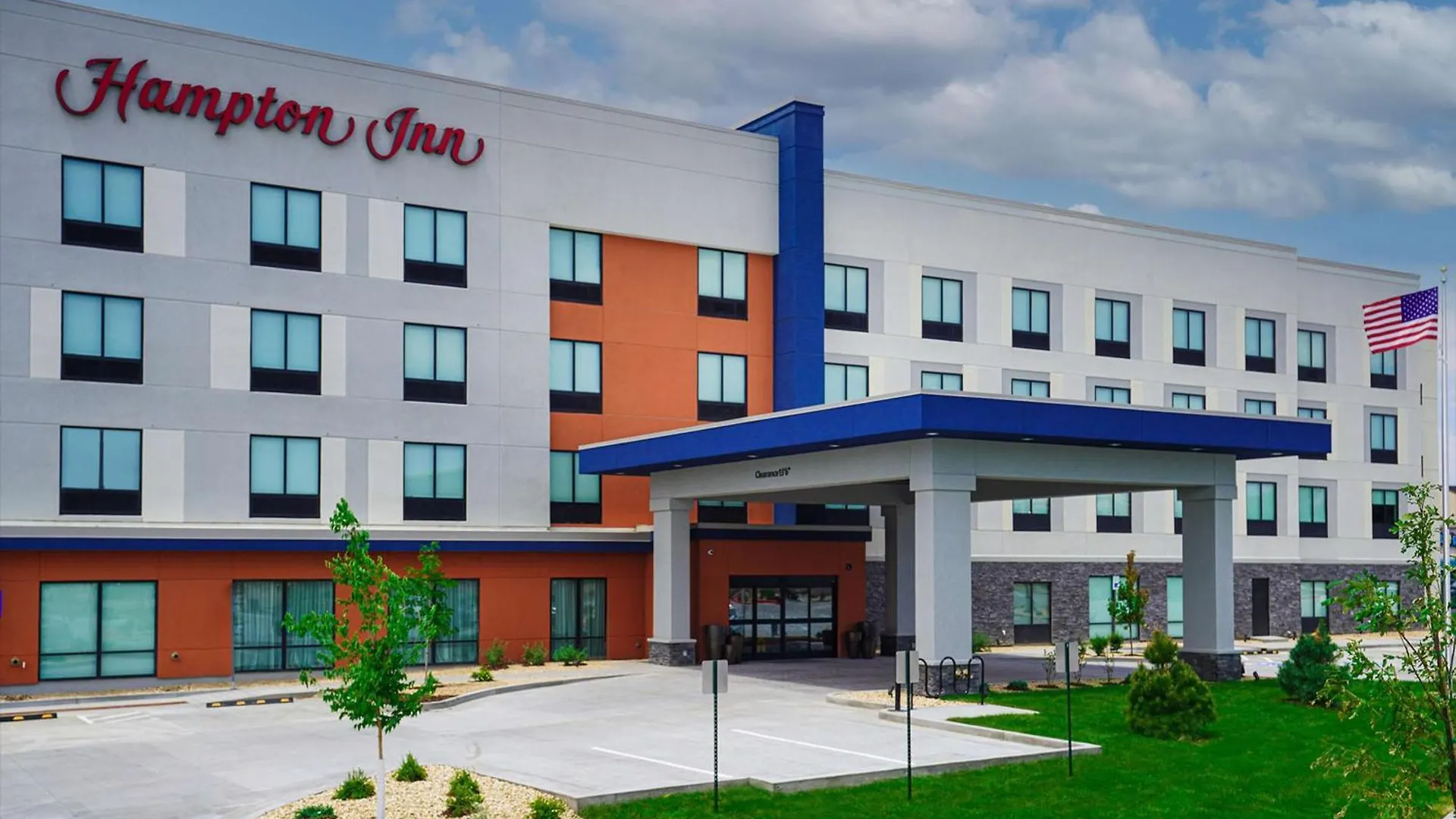 4 Budget Hotels Near Flying W Ranch That Deliver Real Value