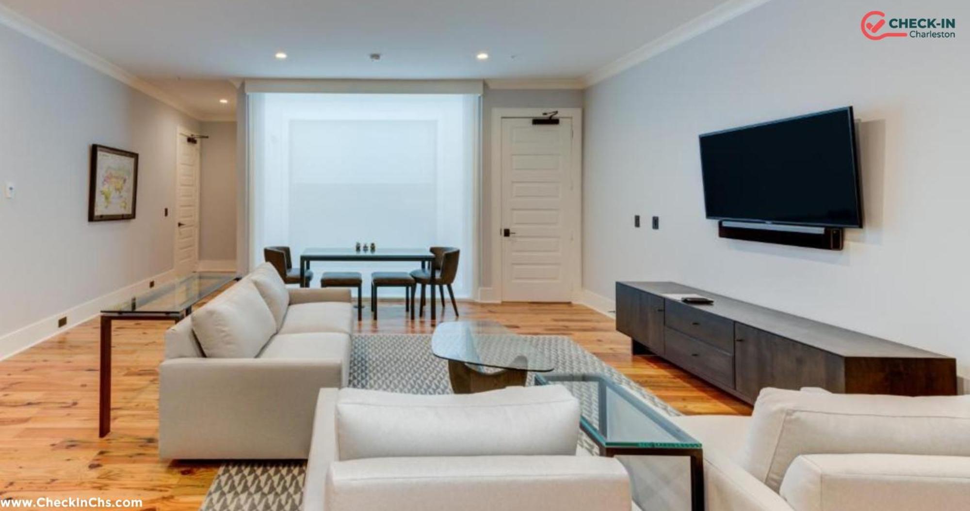 Where to Stay in Downtown Charleston: 5 Best 4-Star Hotels