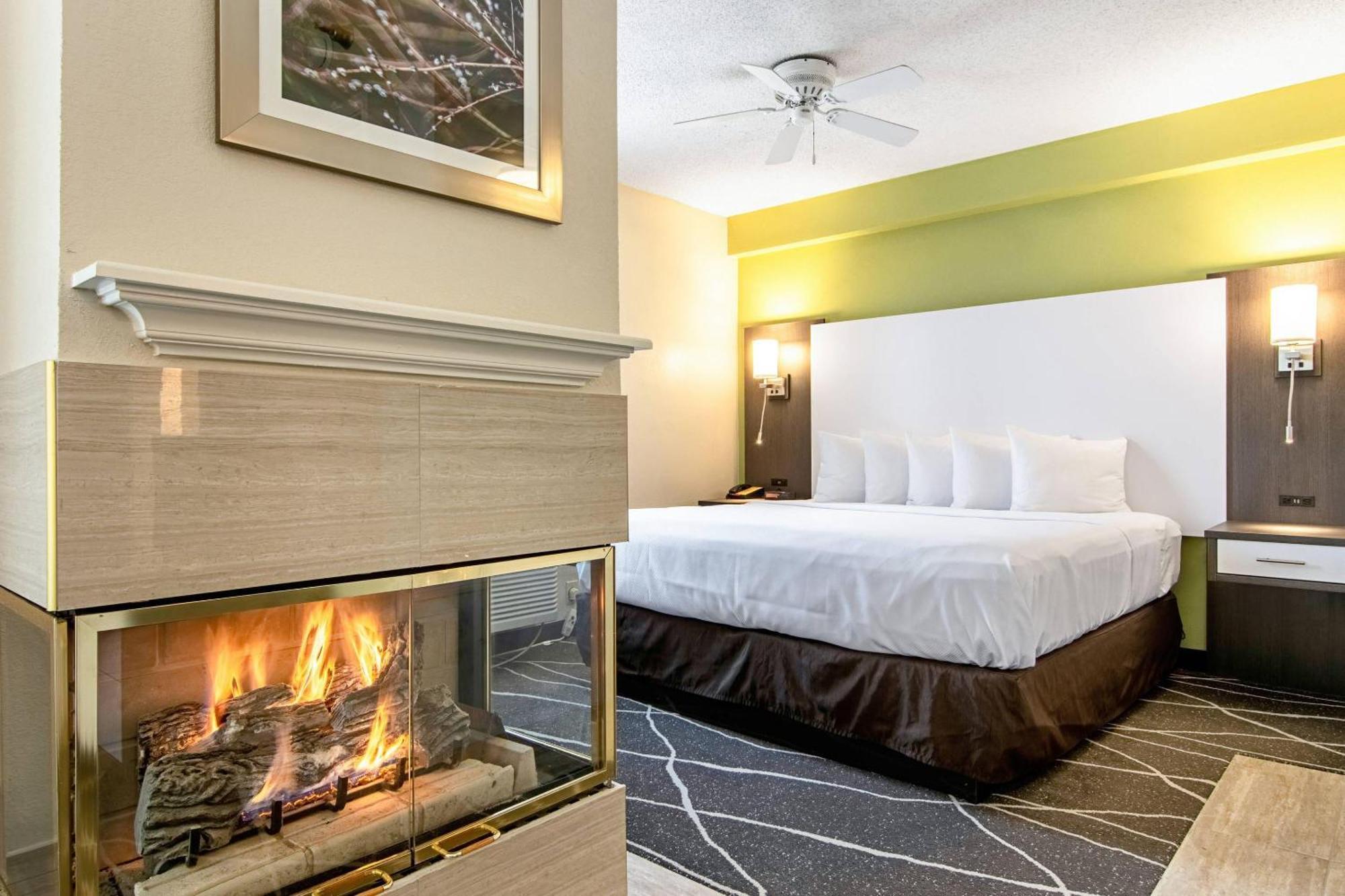 4 Budget Hotels Near Sevierville Parks and Recreation Worth Booking