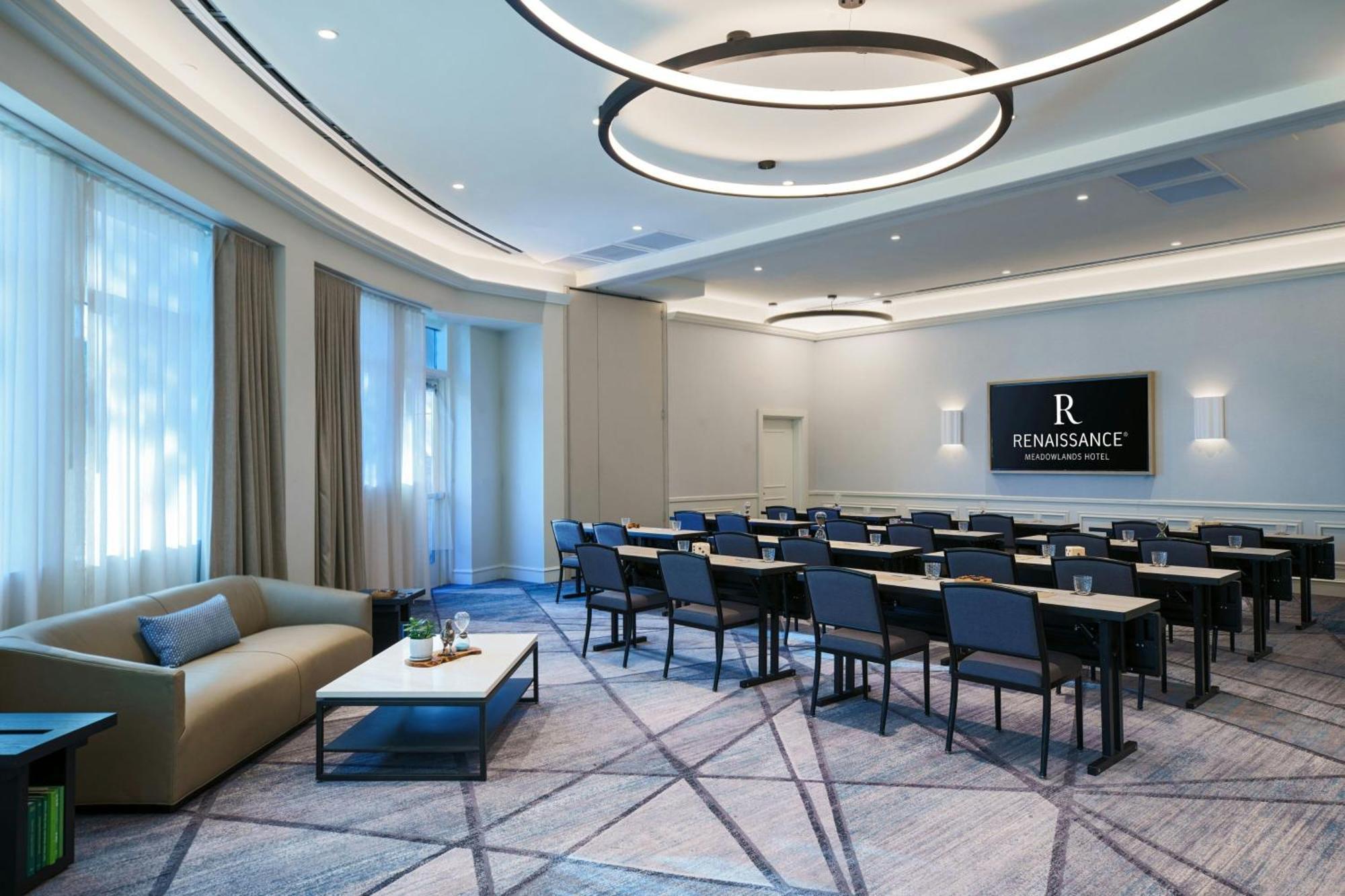 5 Airport Hotels Close to Meadowlands Expo Center, NJ