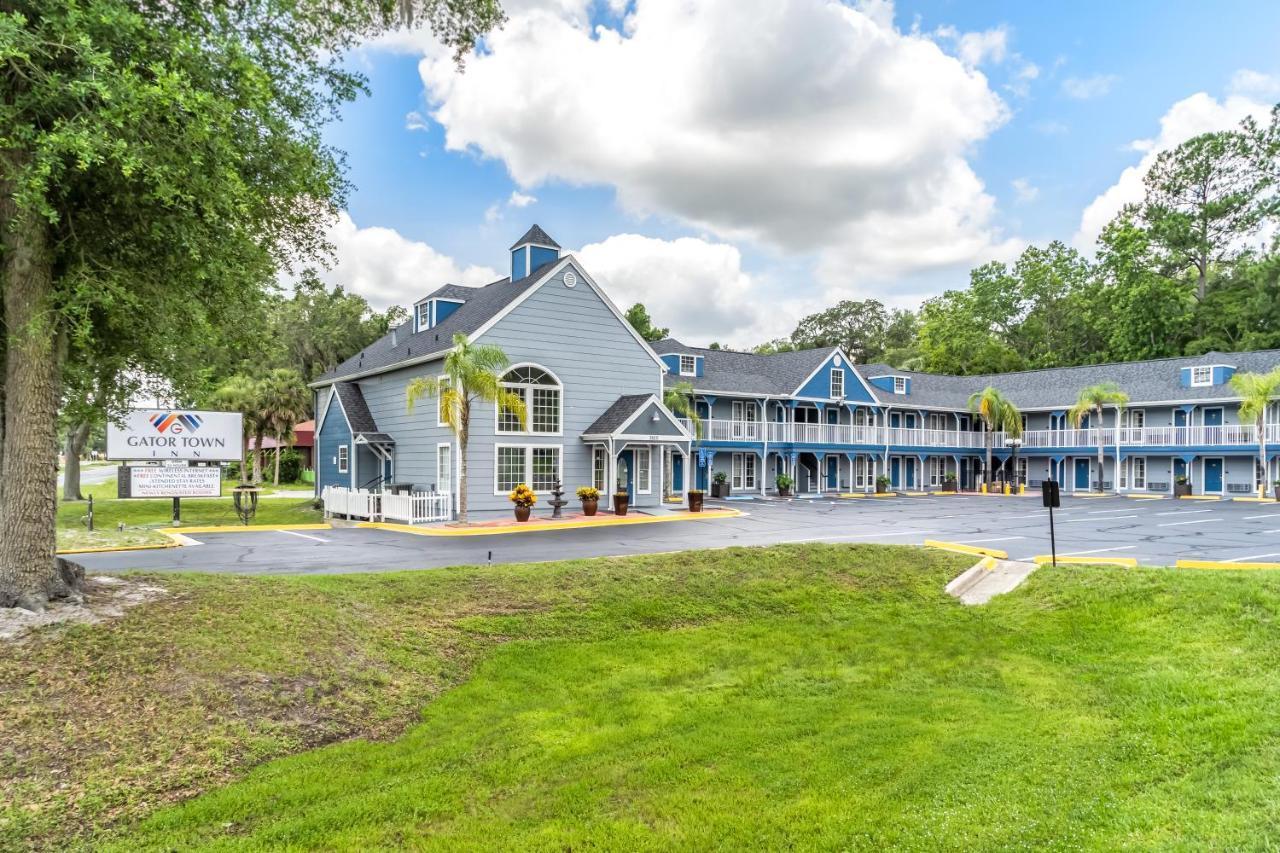 6 Gainesville Hotels Close to Curtis M. Phillips Center