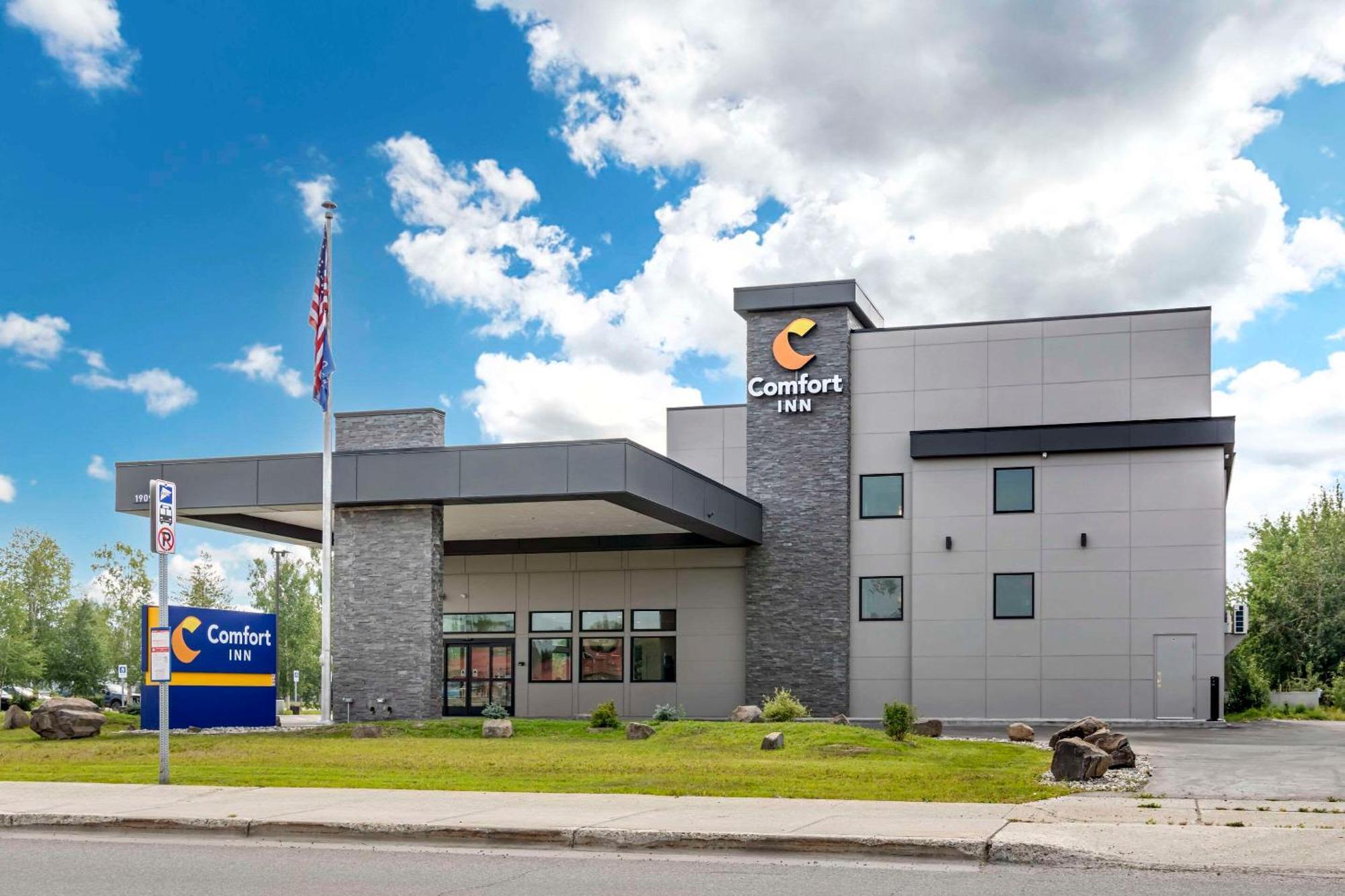 Where to Stay in Fairbanks: 4 Best 3-Star Hotels