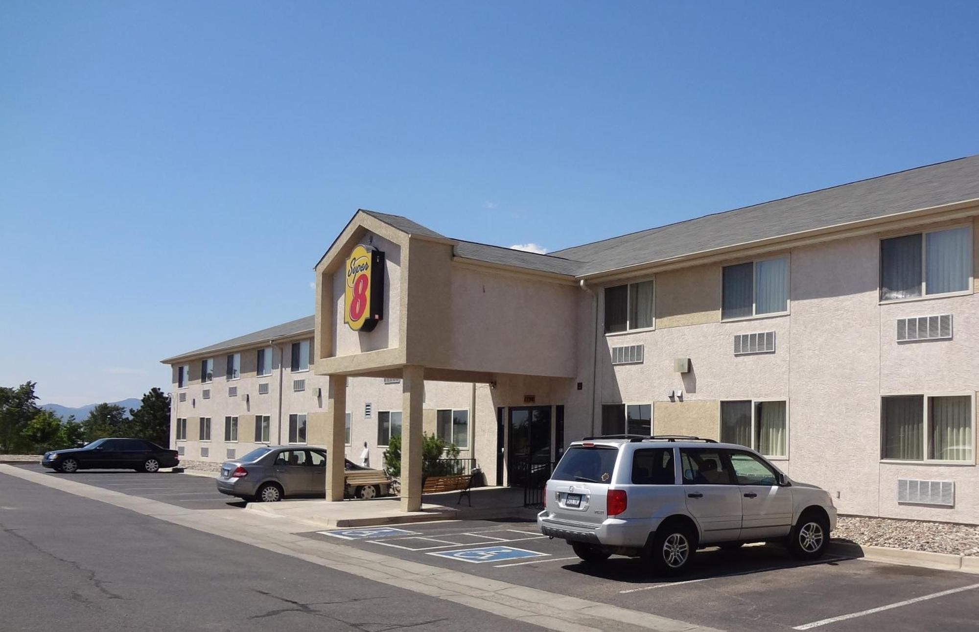 4 Smart Budget Hotels Near Skate City Austin Bluffs Worth Booking